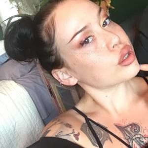 Meet your Posher, Jacqueline